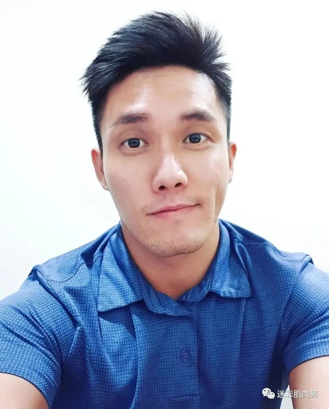 眼镜男同事长的真帅呀喜欢这样的！