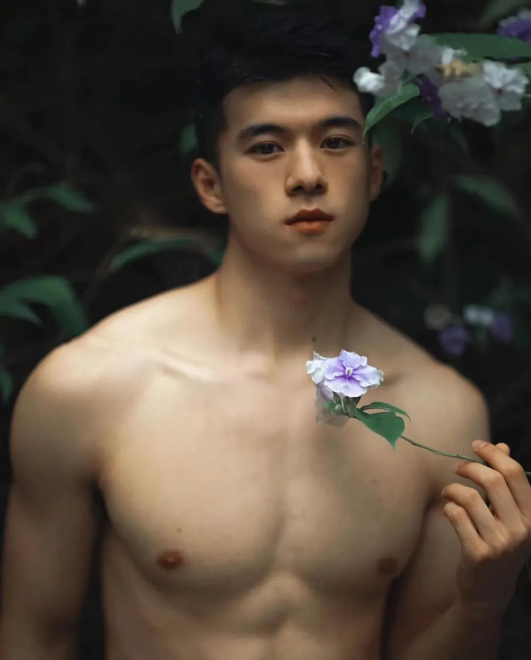 肌肉小奶狗落尔洛有多让人上头？！