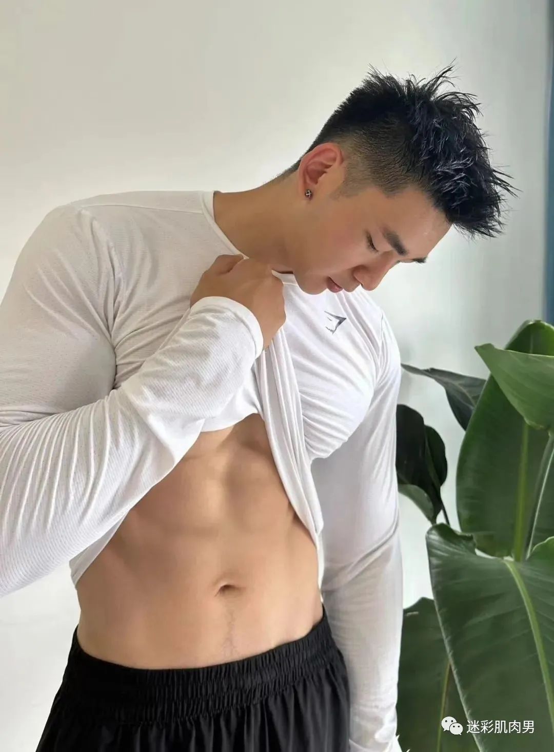 185CM 健身肌肉壮男，怎么能拿下他？