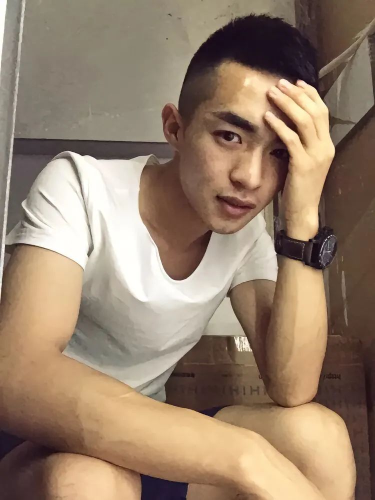 廖承宇还是这么帅，男人至死是少年！为什么这么多年了