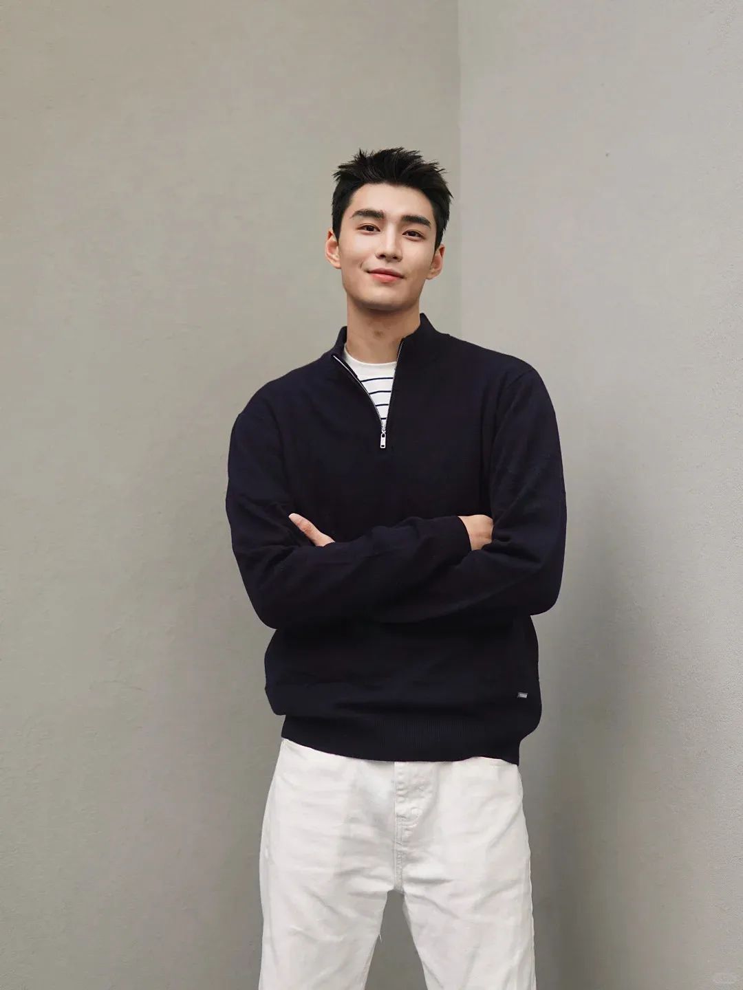 浓眉多面模特!青春阳光 & 性感熟男切换自如 | 网红帅哥 浓眉多面模特!青春阳光 & 性感熟男切换自如 | 网红帅哥