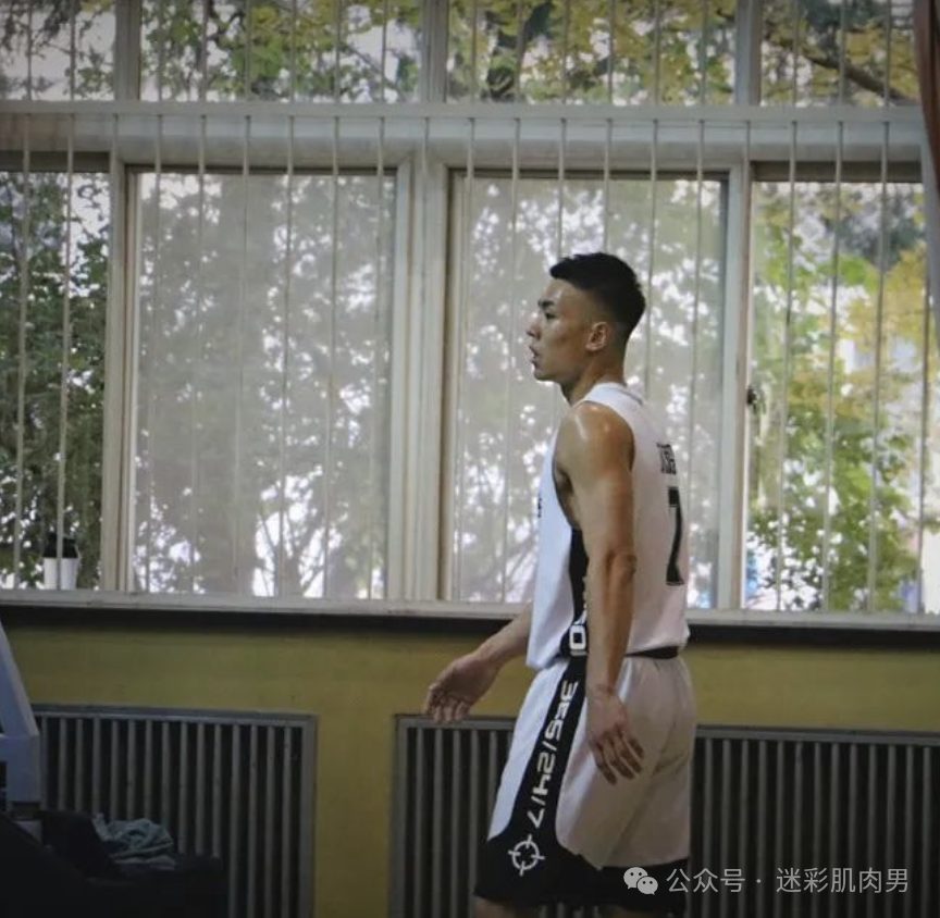 北京体育学院 196CM 篮球帅哥，河南小伙没让人失望！