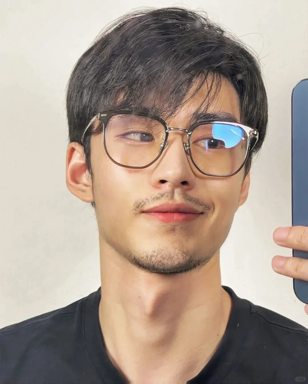 浓眉多面模特！青春阳光 & 性感熟男切换自如 | 网红帅哥