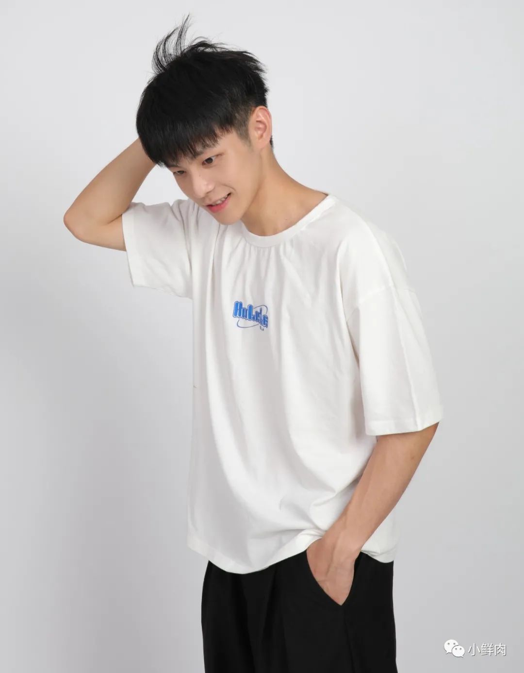 乐仔最近的瓜都吃了吗？他近期线下接受采访的状态被嘲了...