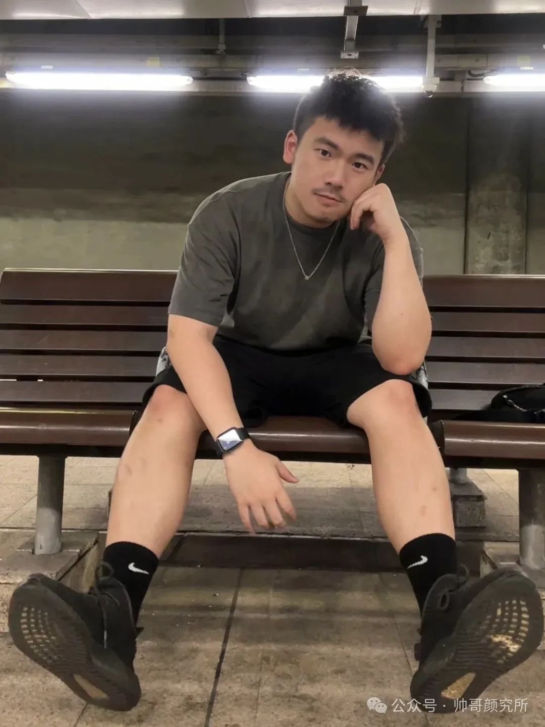 天然无公害！软萌又很型的小帅熊 | 网红帅哥