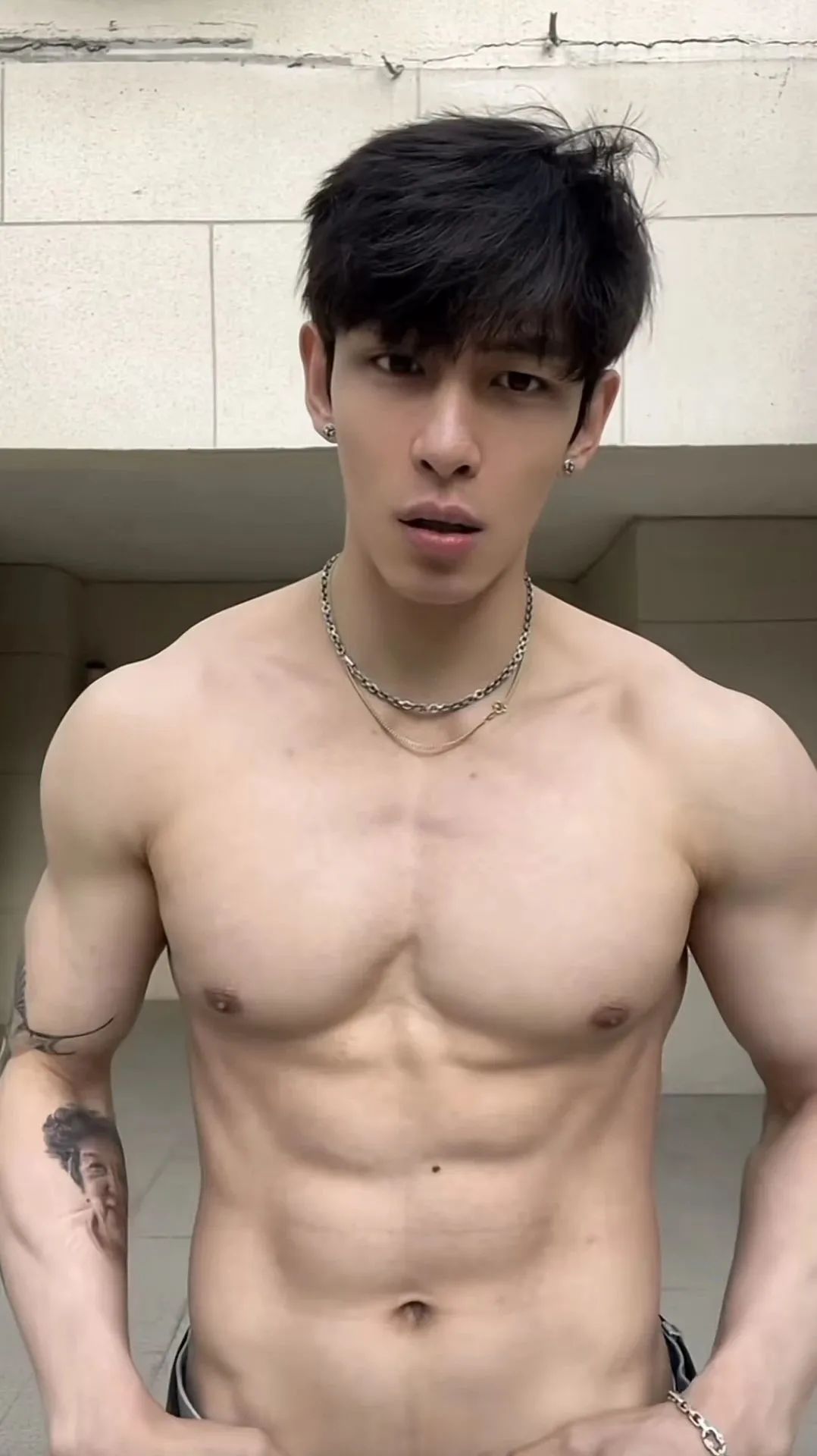 张君雅的“黄
