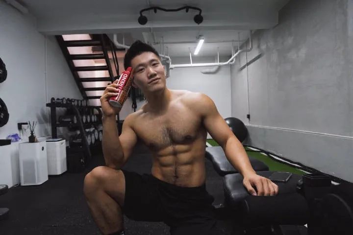 180CM 北京体育大学的肌肉男大，胸毛太茂盛了！