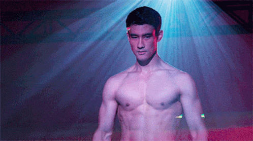 混血肌肉医生去当舞男？长得帅身材好！