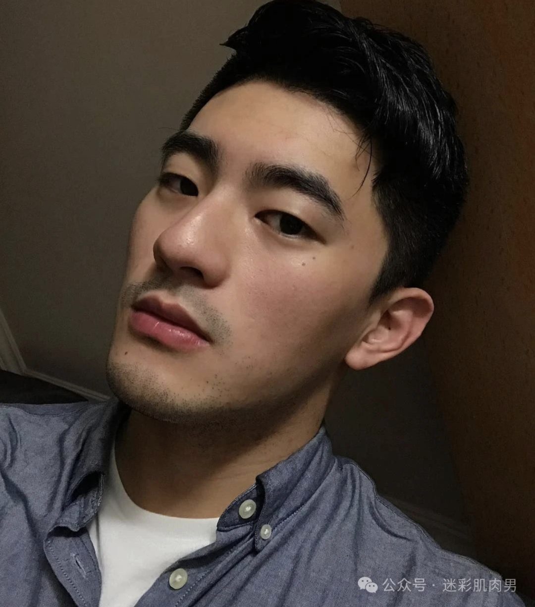大鼻子体育生长太帅做男模赚钱！想要这样的！！！