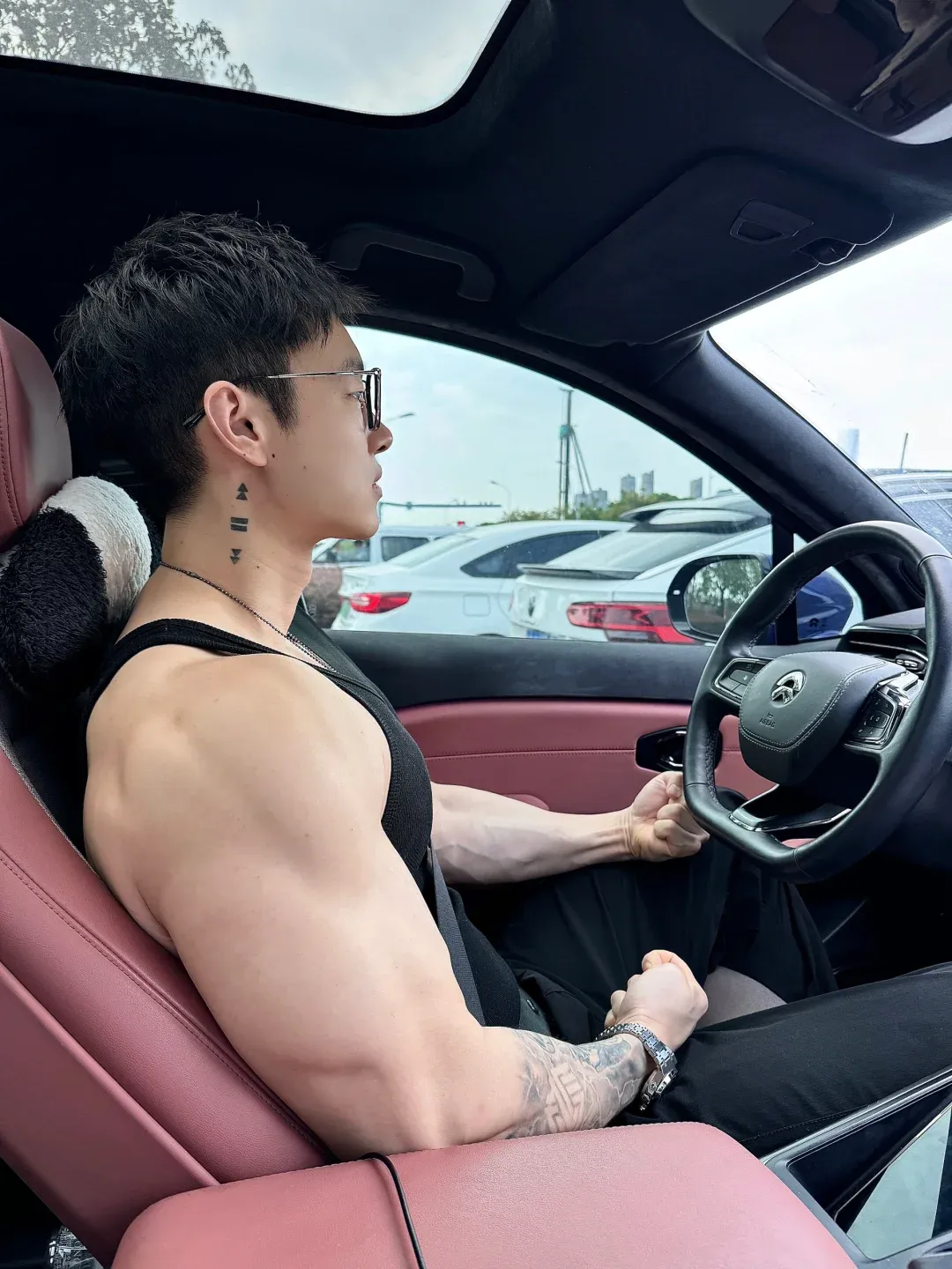 苏州最有料健身房老板，185cm 的男友臂太撩了！