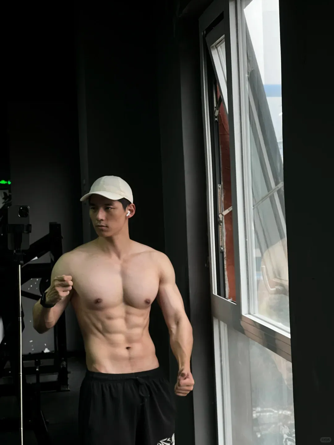 西北寸头汉子，肌肉腹肌 COSer