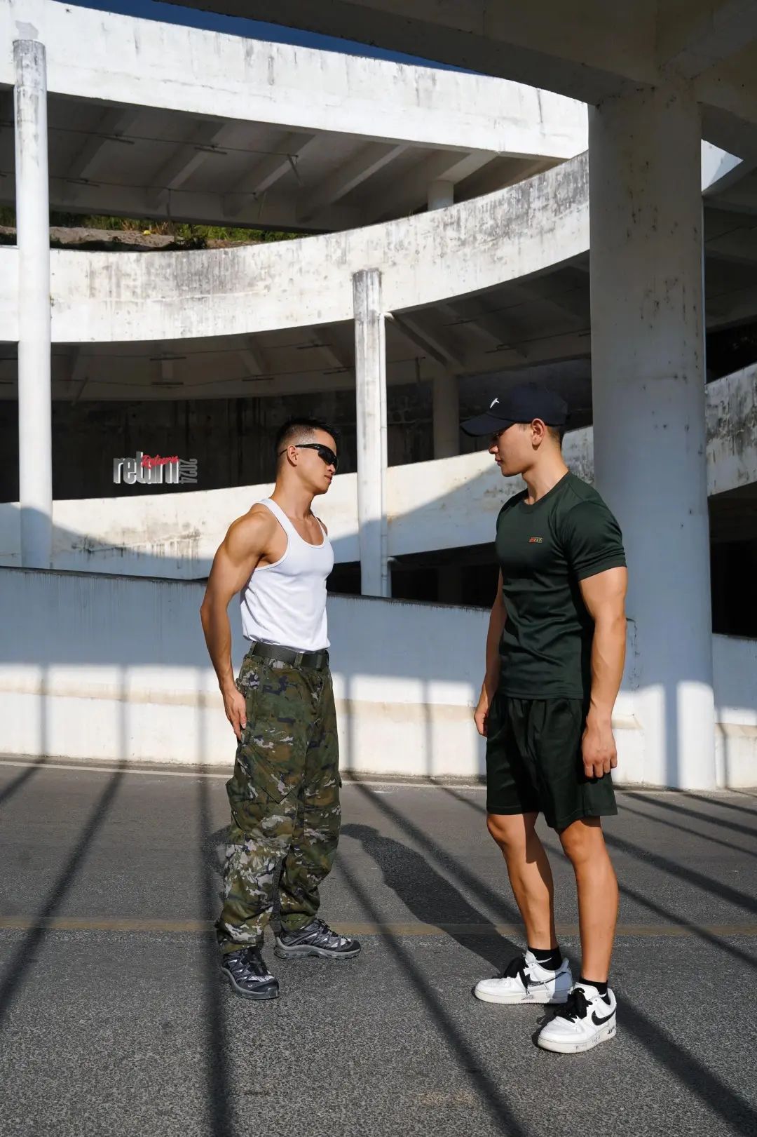 退役武警“热辣肌霸”，野性骑行让人心跳加速！