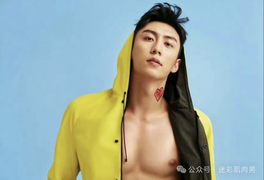 黄景瑜穿西裤大长腿也太凸啦？视频也太好看了！！