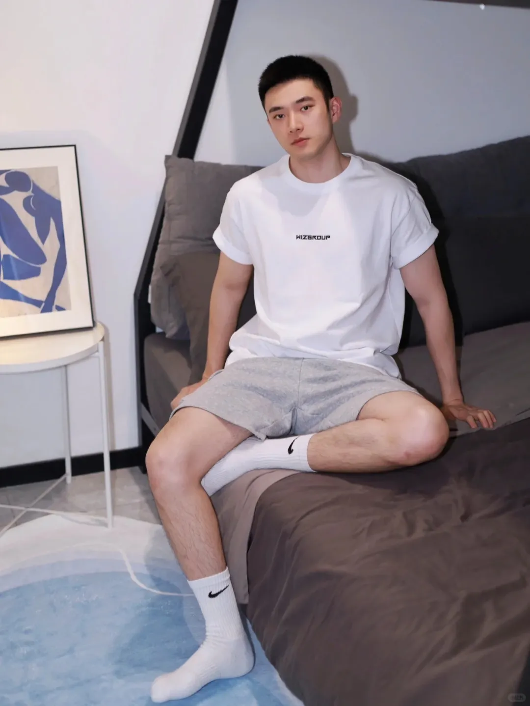 阳光正装小哥哥！腹肌有多惊艳