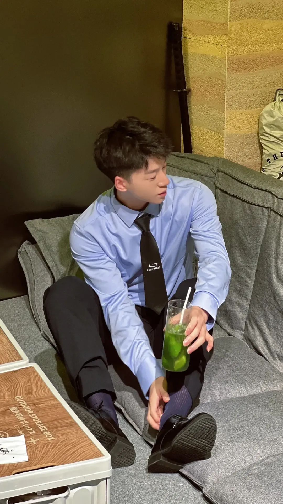 185+ 大长腿帅哥现身抖音，10W 粉丝直呼：我可以！
