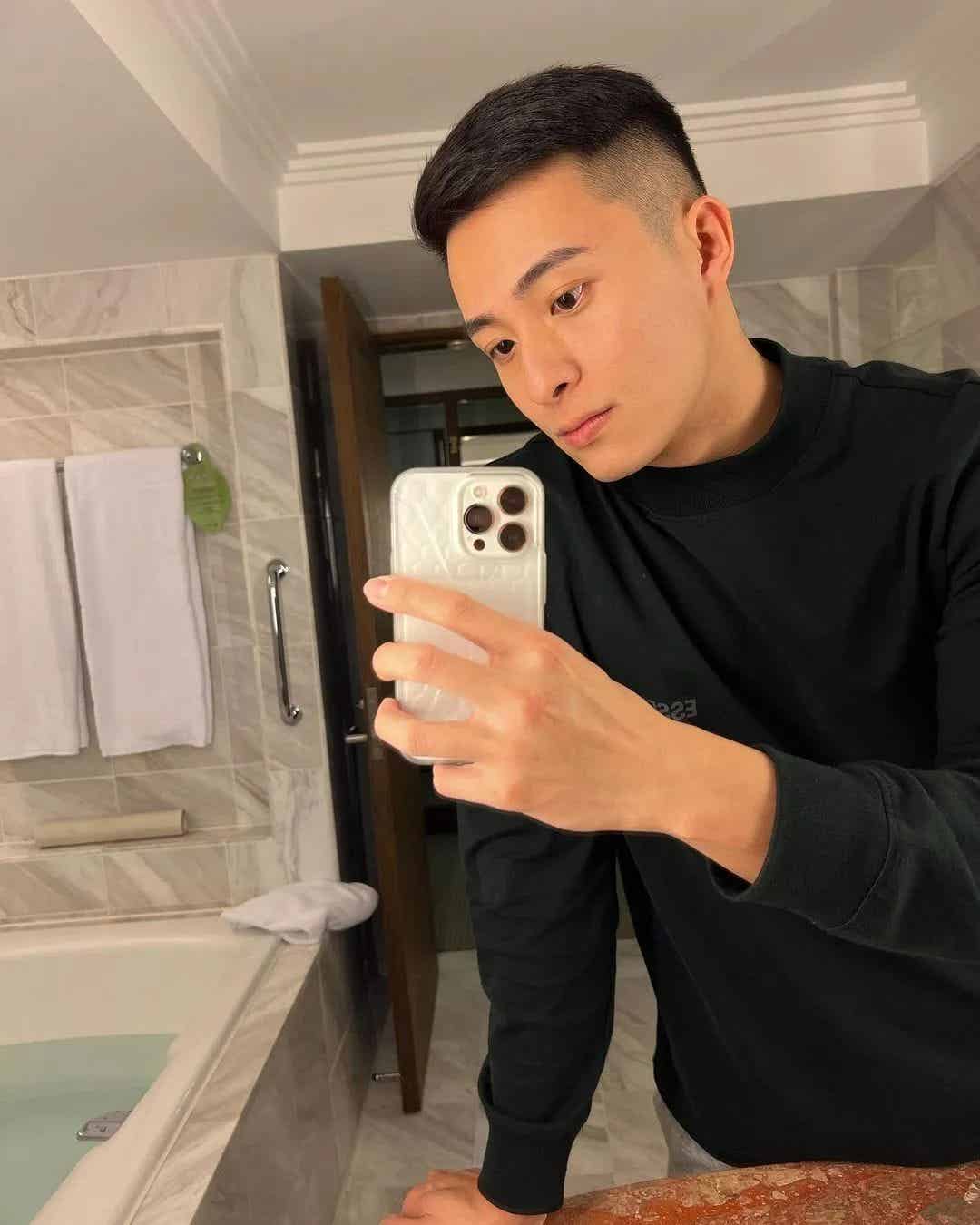 阳光 Boy：Shawn 的肌肉线条和笑容真是顶不住！