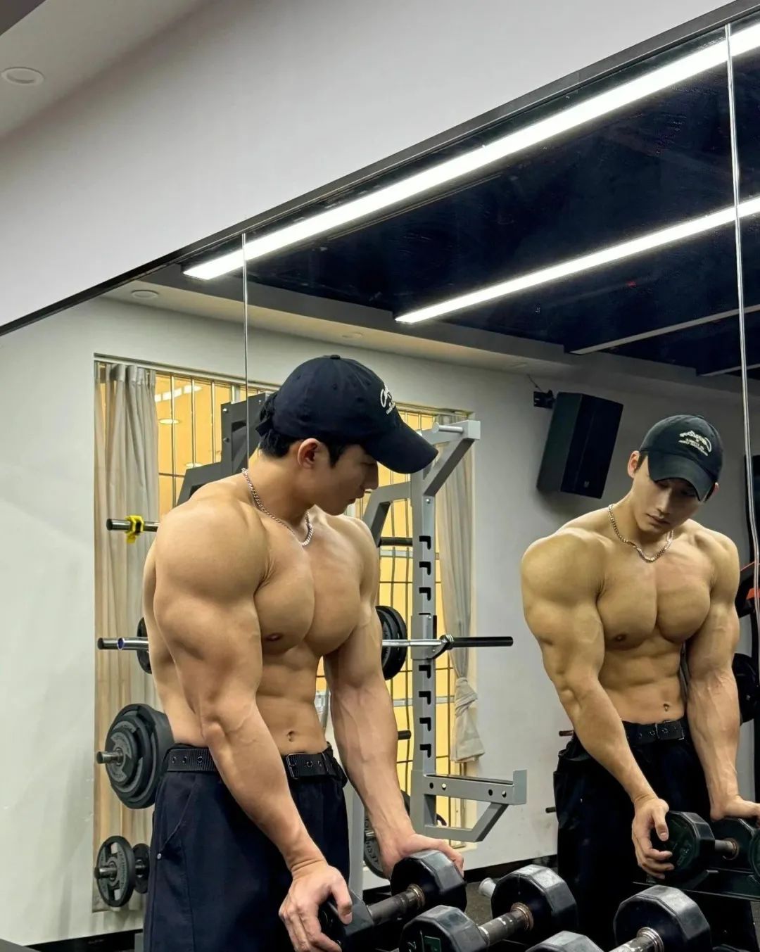 187cm 粗大性感肌肉男菩萨！