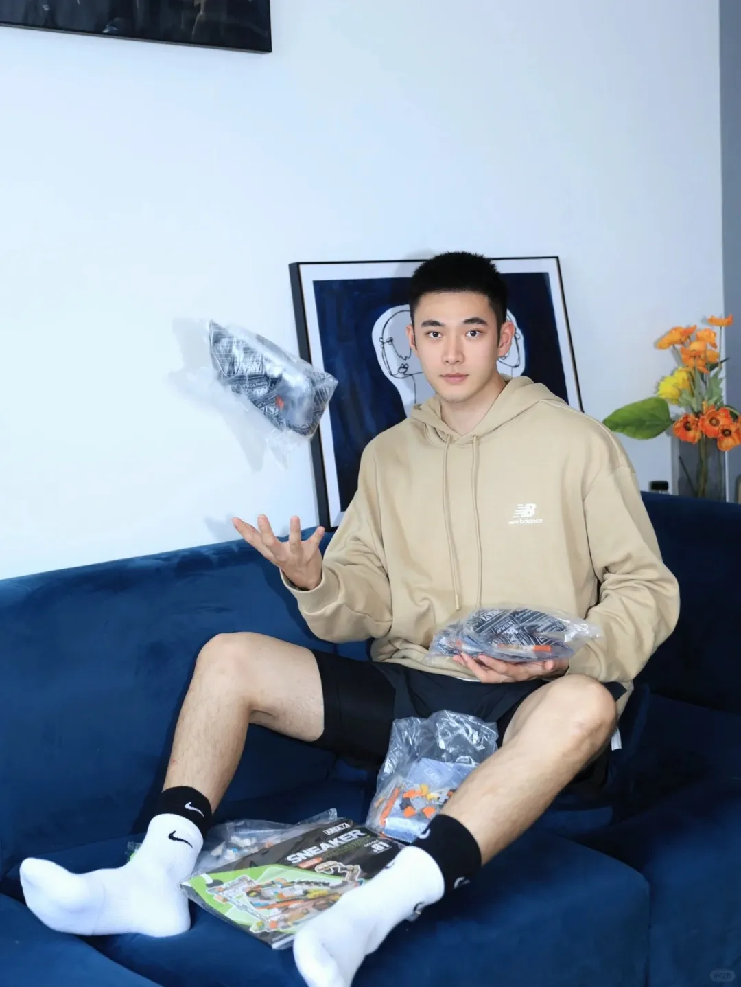 阳光正装小哥哥！腹肌有多惊艳