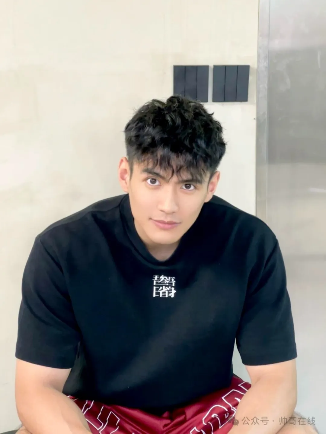 193CM 大长腿健身帅哥，可以和你谈恋爱吗？