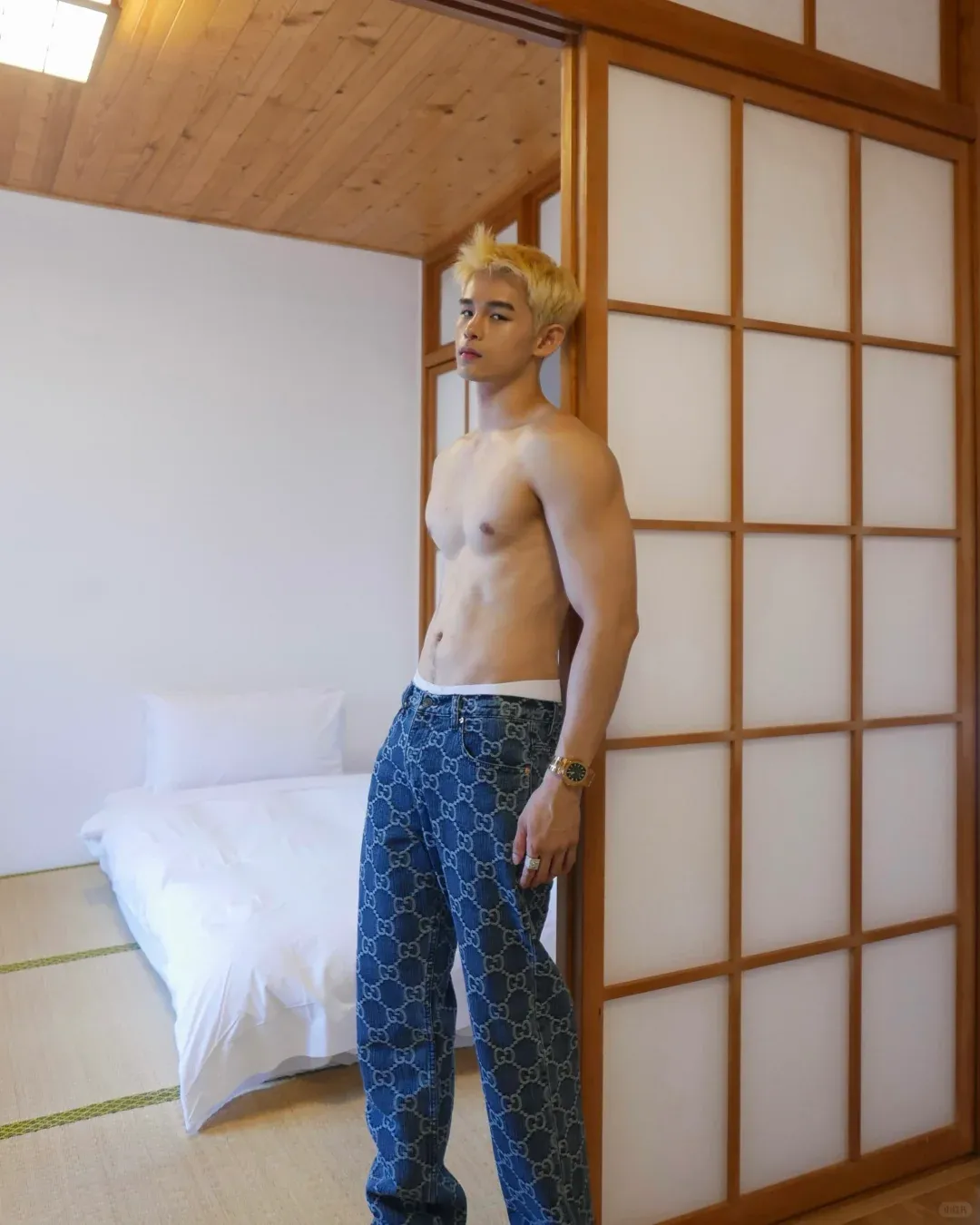 鲜肉时尚网红，草食系运动型男