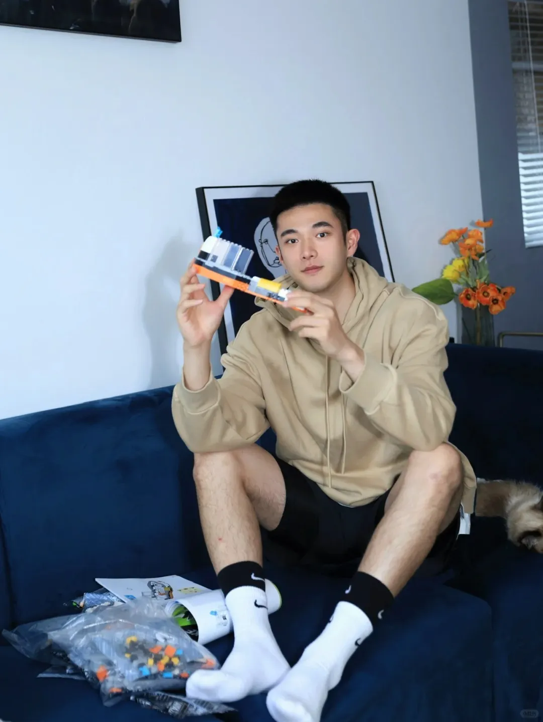 阳光正装小哥哥！腹肌有多惊艳