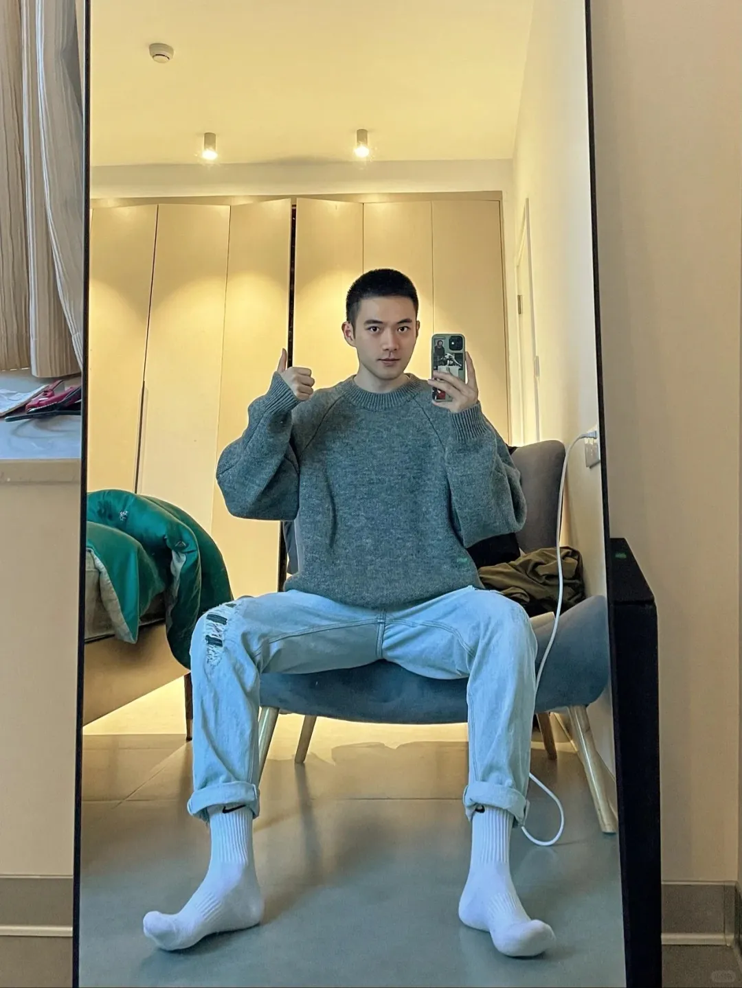 阳光正装小哥哥！腹肌有多惊艳