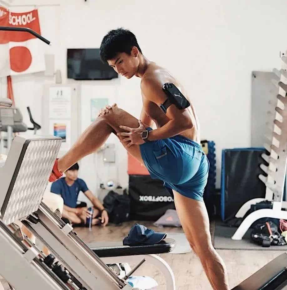 酷似宁泽涛的运动小哥真的是不让人失望！