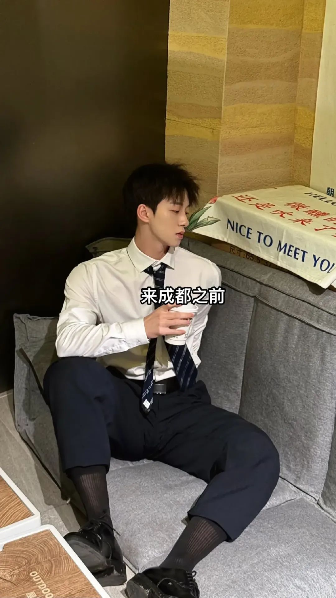 185+ 大长腿帅哥现身抖音，10W 粉丝直呼：我可以！