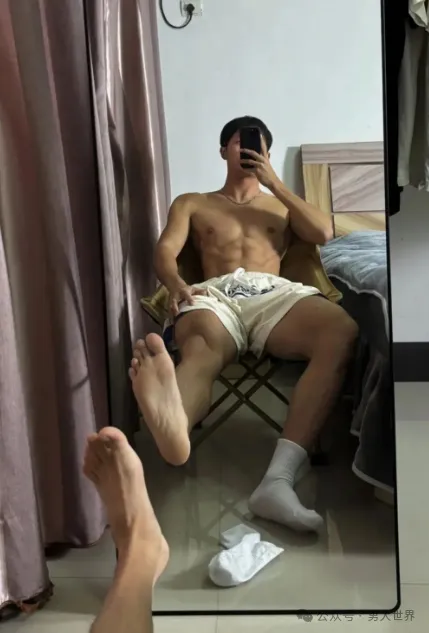 黑皮身体太美，年轻小伙从不让人失望！