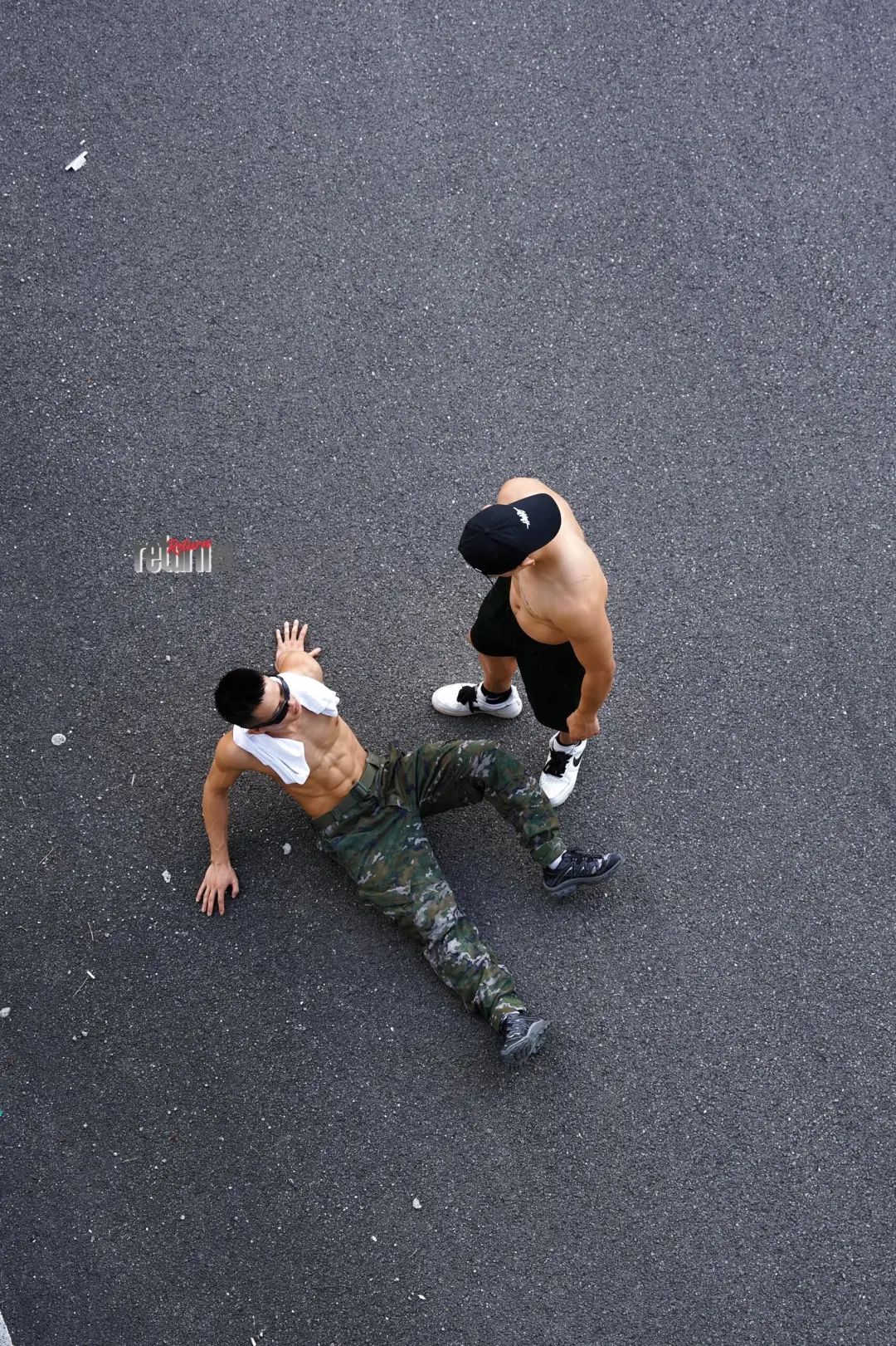 退役武警“热辣肌霸”，野性骑行让人心跳加速！