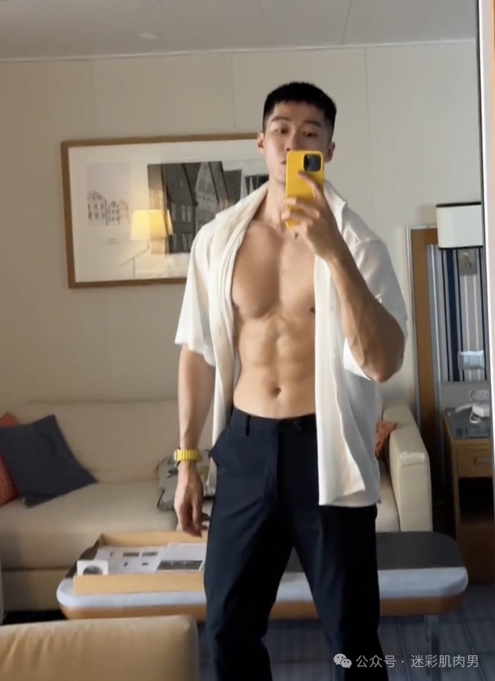 臭大力力新视频被翻出来啦。天呐让人不淡定了!! 臭大力力新视频被翻出来啦。天呐让人不淡定了!!