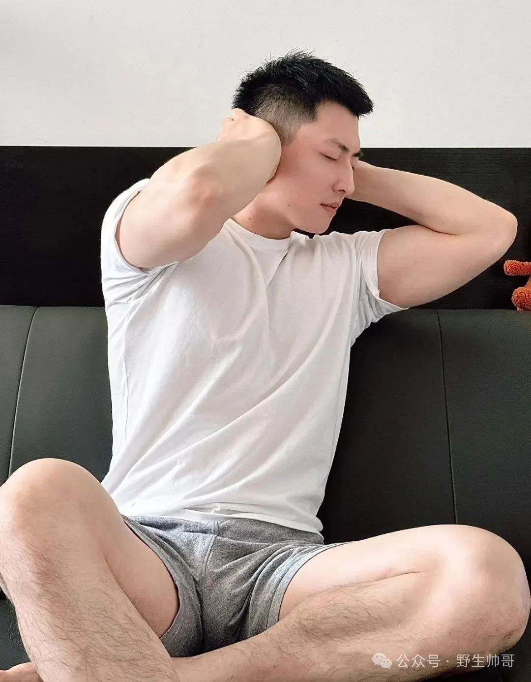 穿灰裤子的运动长的太太顶了，被他大实力吸引！
