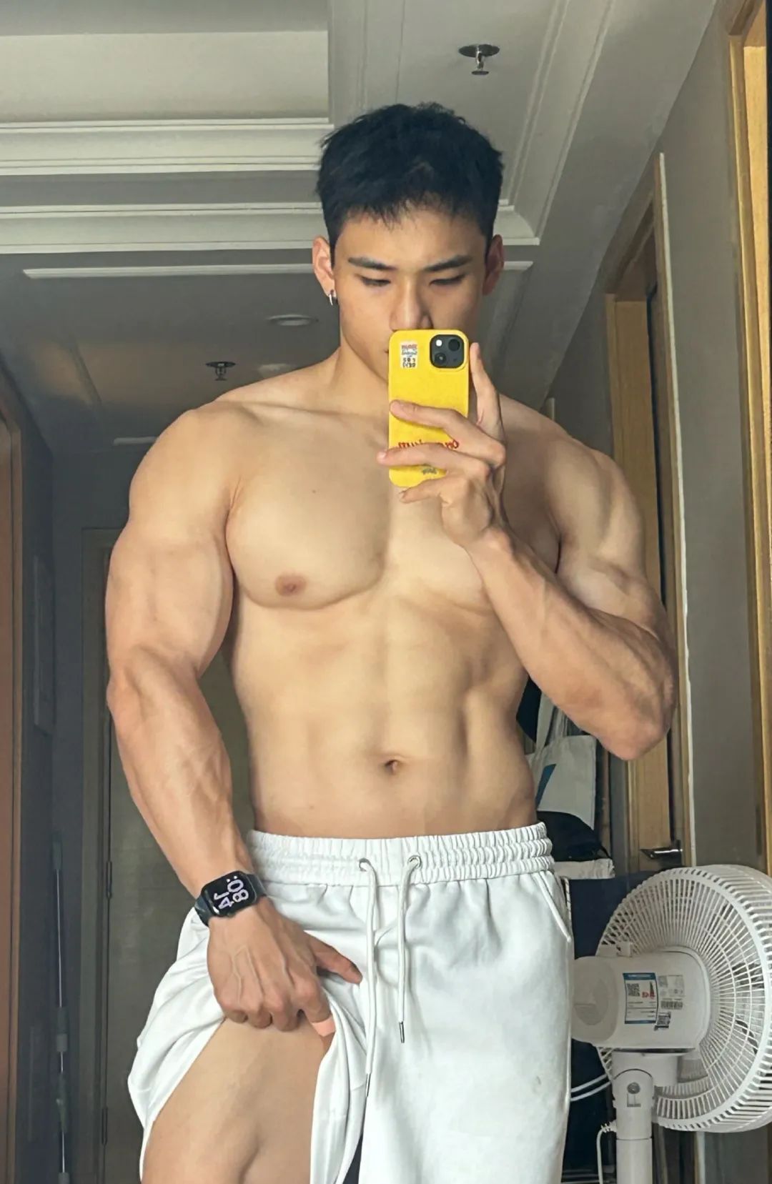 这么粗，能打全场！这凹凸的小山丘