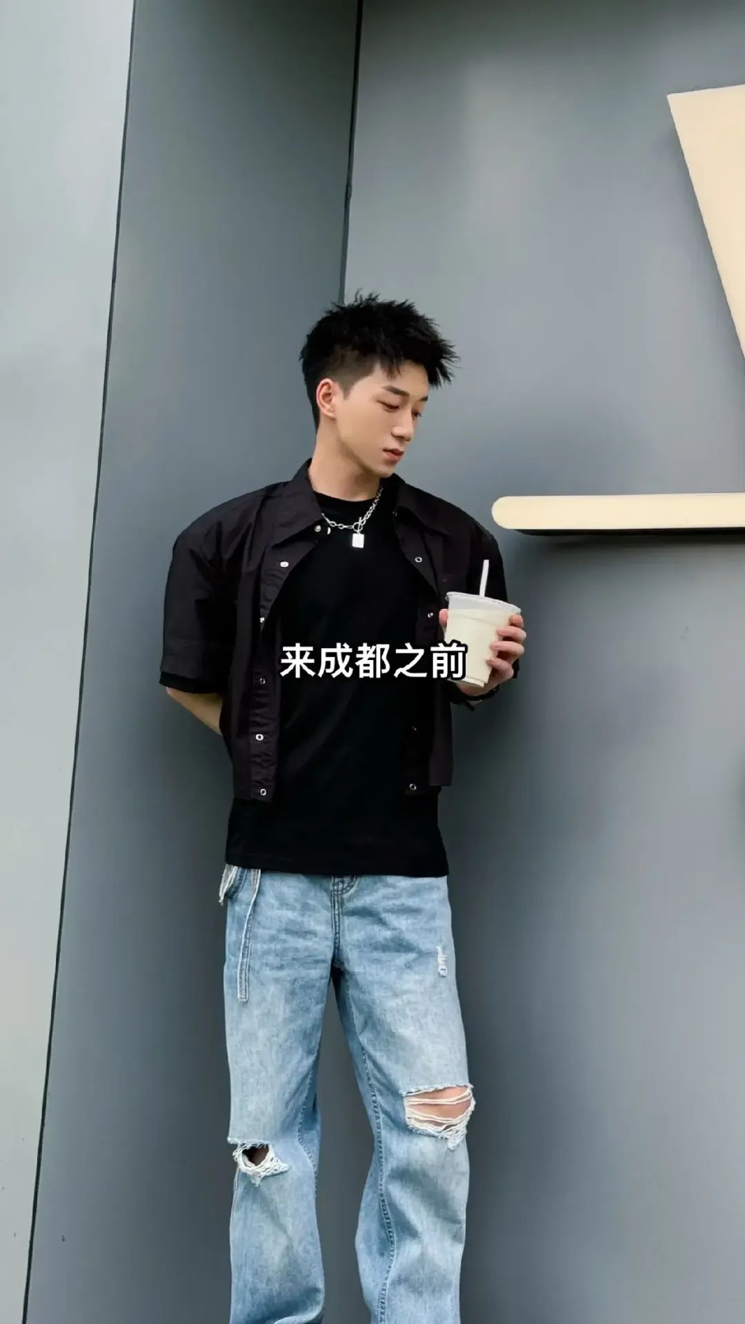 185+ 大长腿帅哥现身抖音，10W 粉丝直呼：我可以！