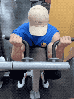 直男教练洗澡小视频已疯传