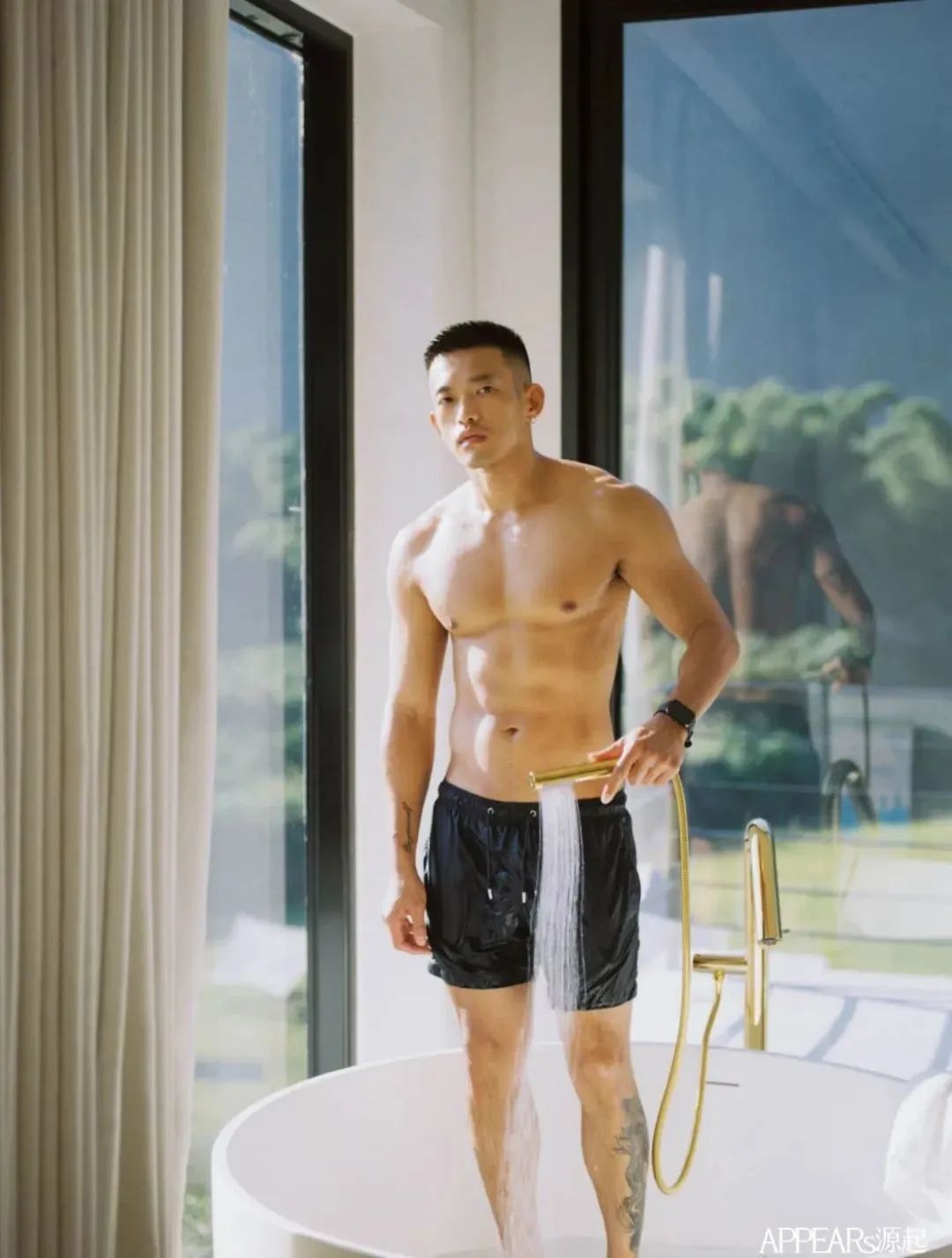 黑皮性张力天菜拍写真，我一个直男都醉了！