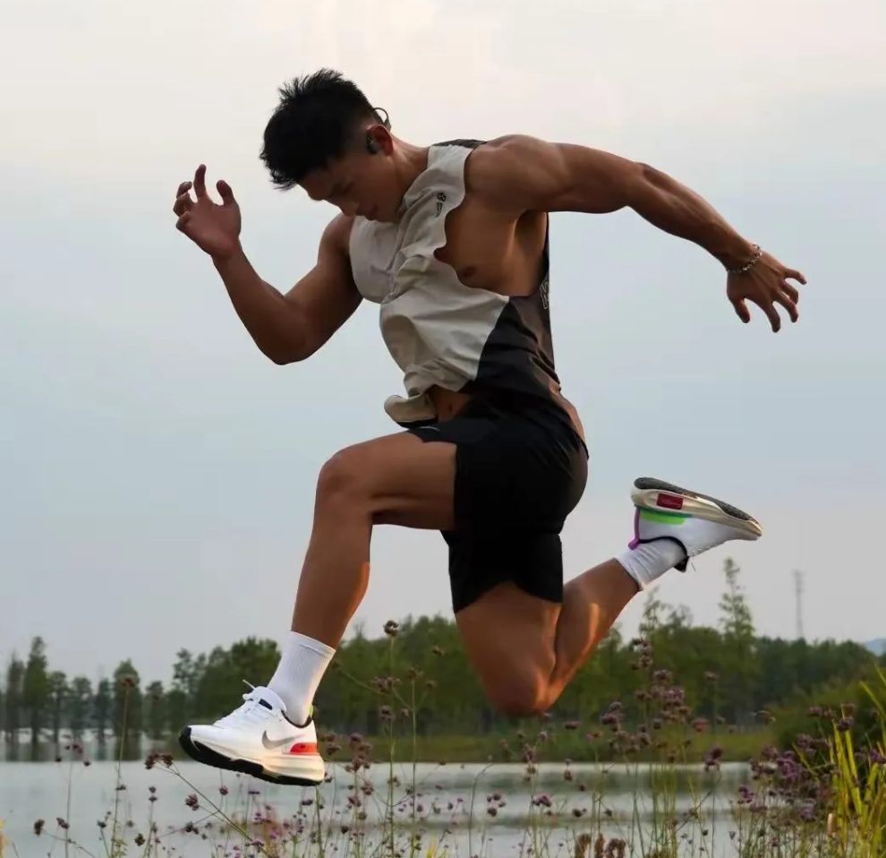 黑皮体育生跑步，跑到我心里了！
