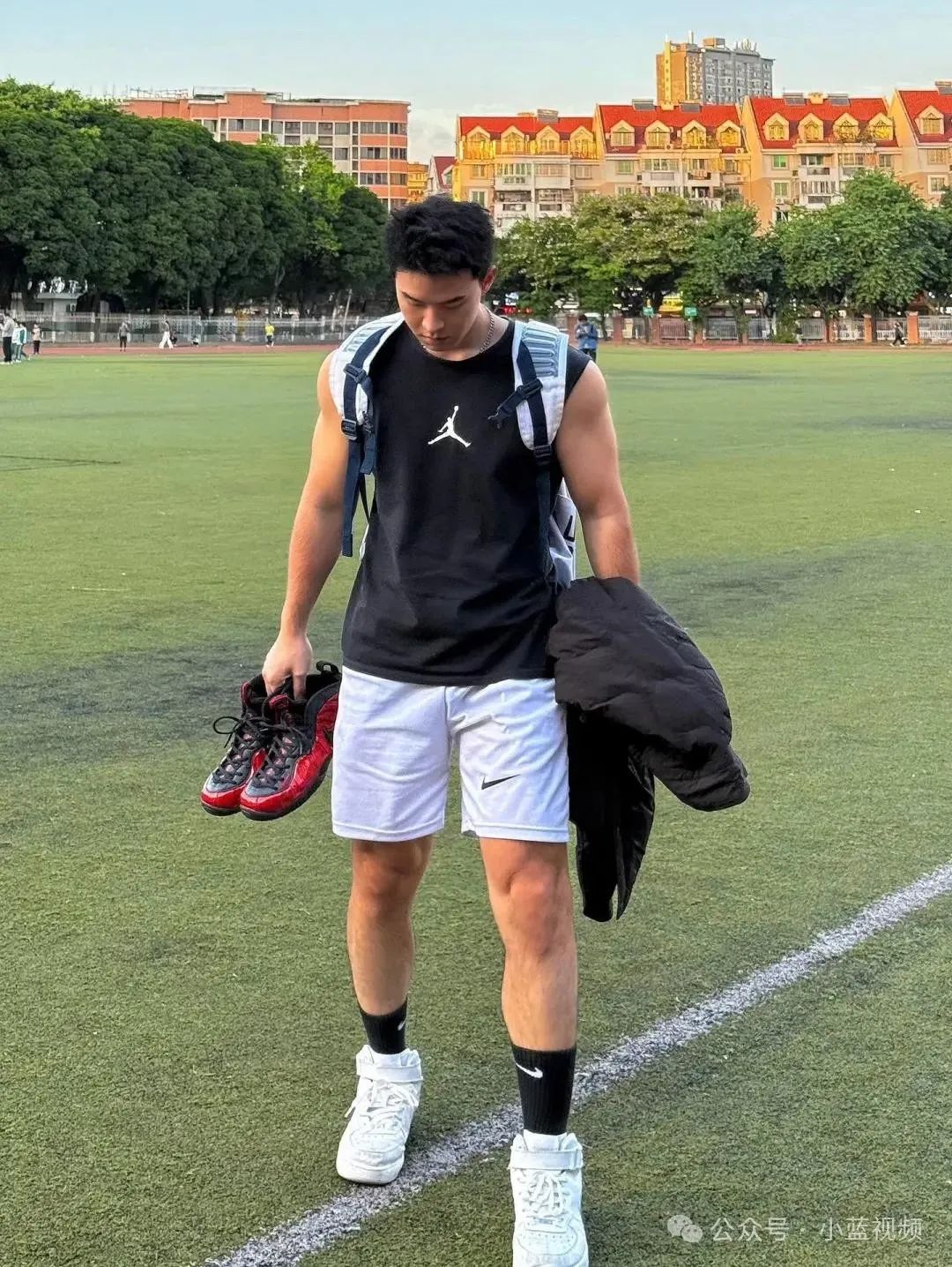 182cm 粗大篮球体育生大脚猎奇满足感！