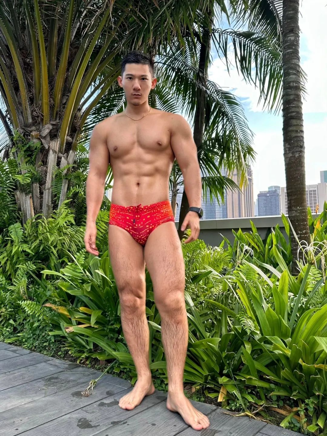 退圈后的宏一鸣肌肉蜕变，这谁顶得住？