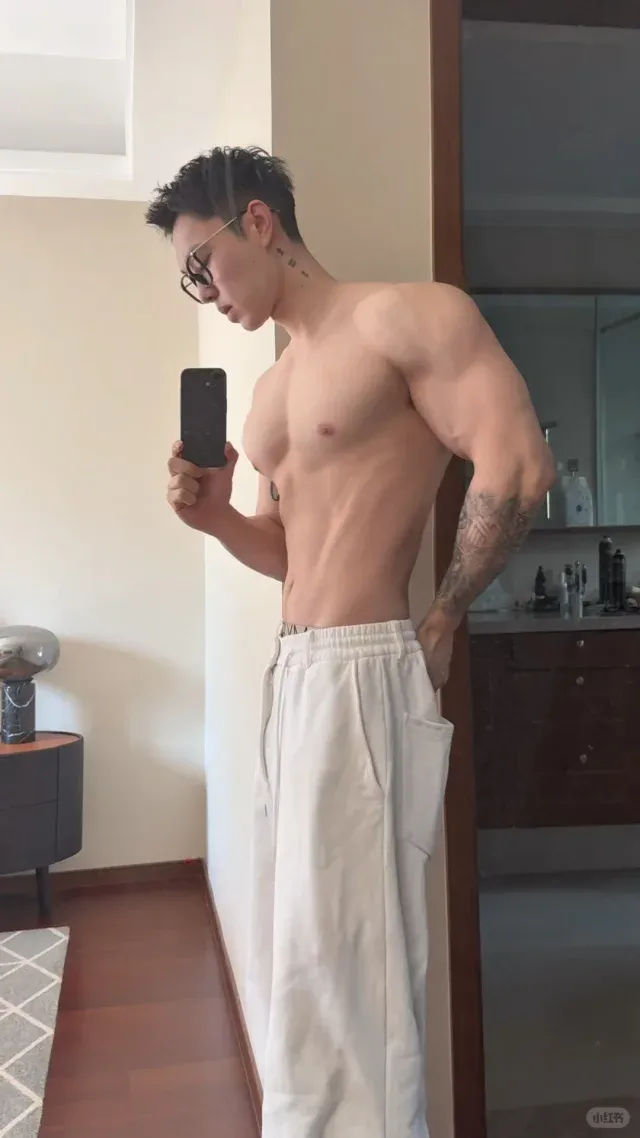 苏州最有料健身房老板，185cm 的男友臂太撩了！