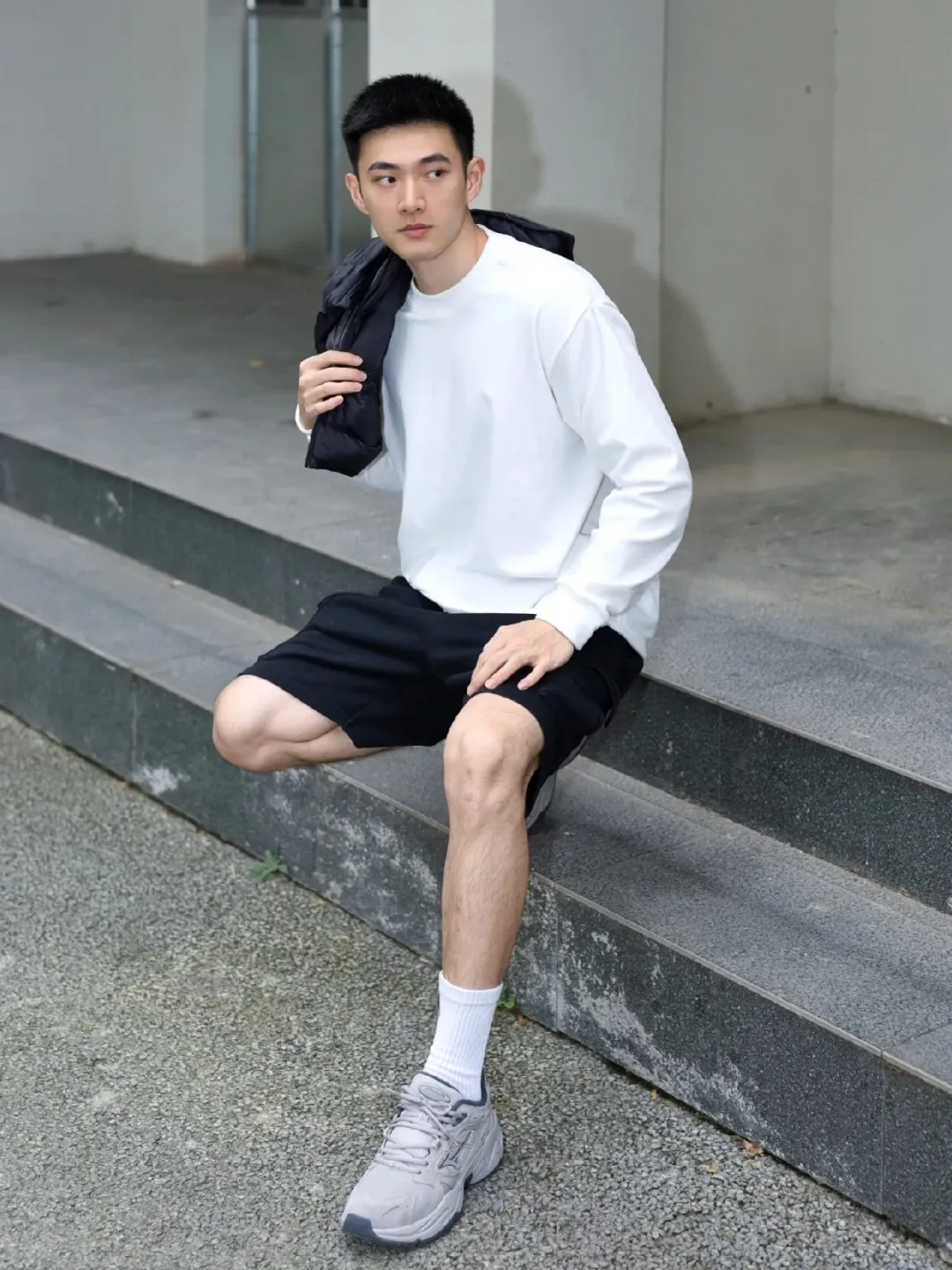 阳光正装小哥哥！腹肌有多惊艳