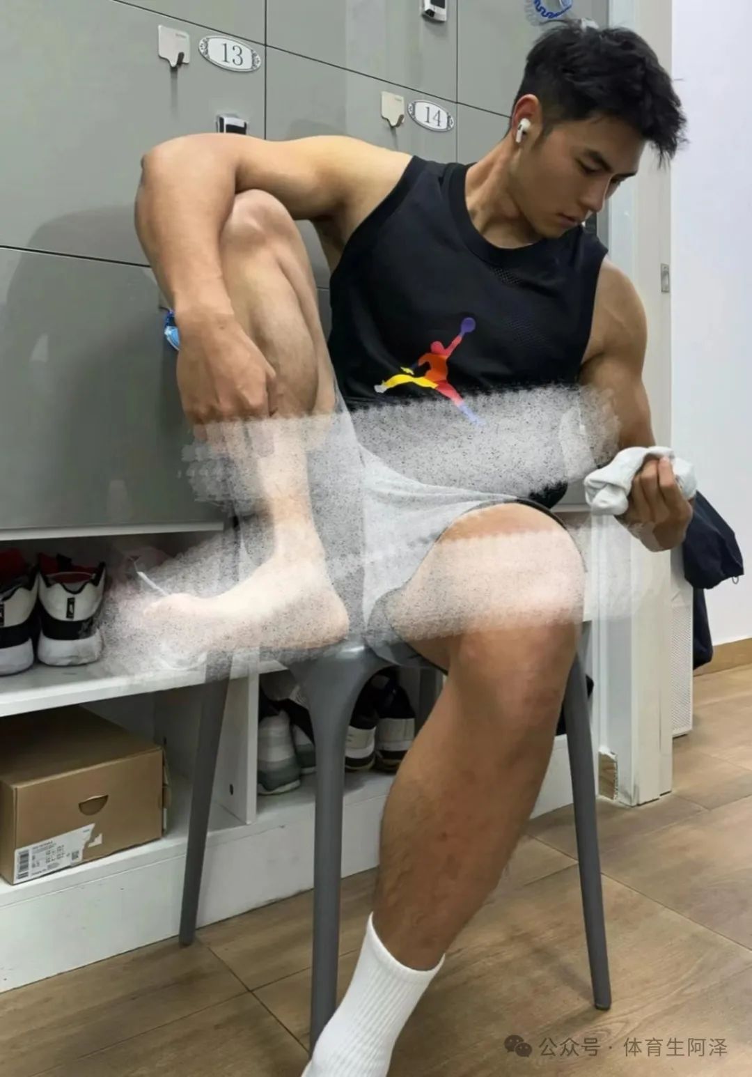黑皮大包猛 1 体育生，体育生的快乐你不懂.......