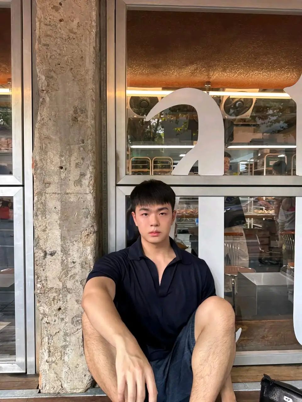 海边黑三角内裤薄肌小奶狗，谁的基达又响了？
