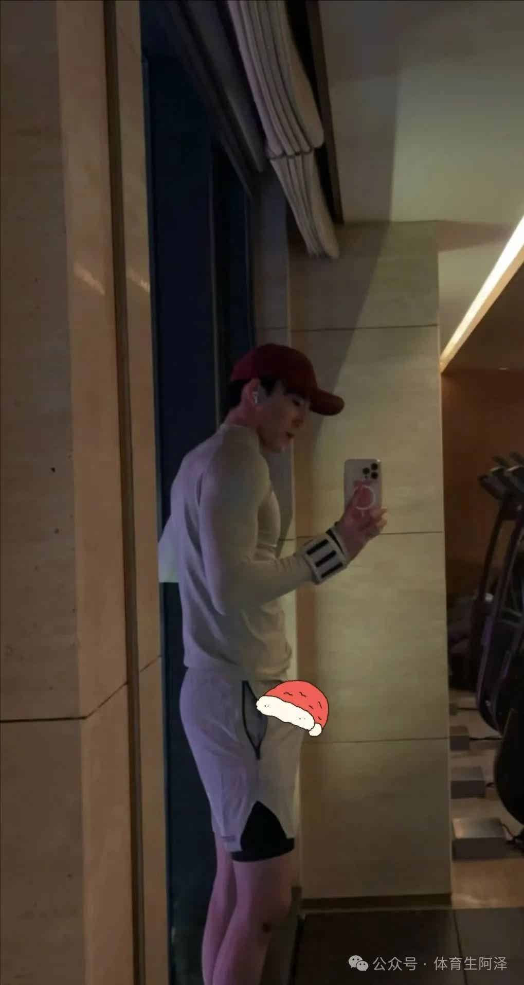 圈内极品腹肌猛 1，腹肌翘臀太诱惑，曾靠颜值出道.......