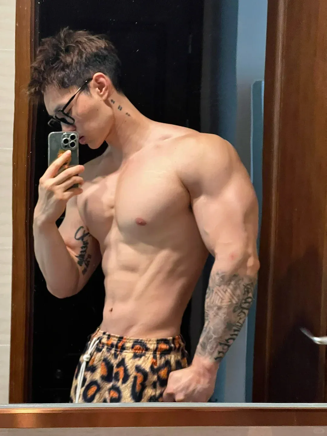 苏州最有料健身房老板，185cm 的男友臂太撩了！