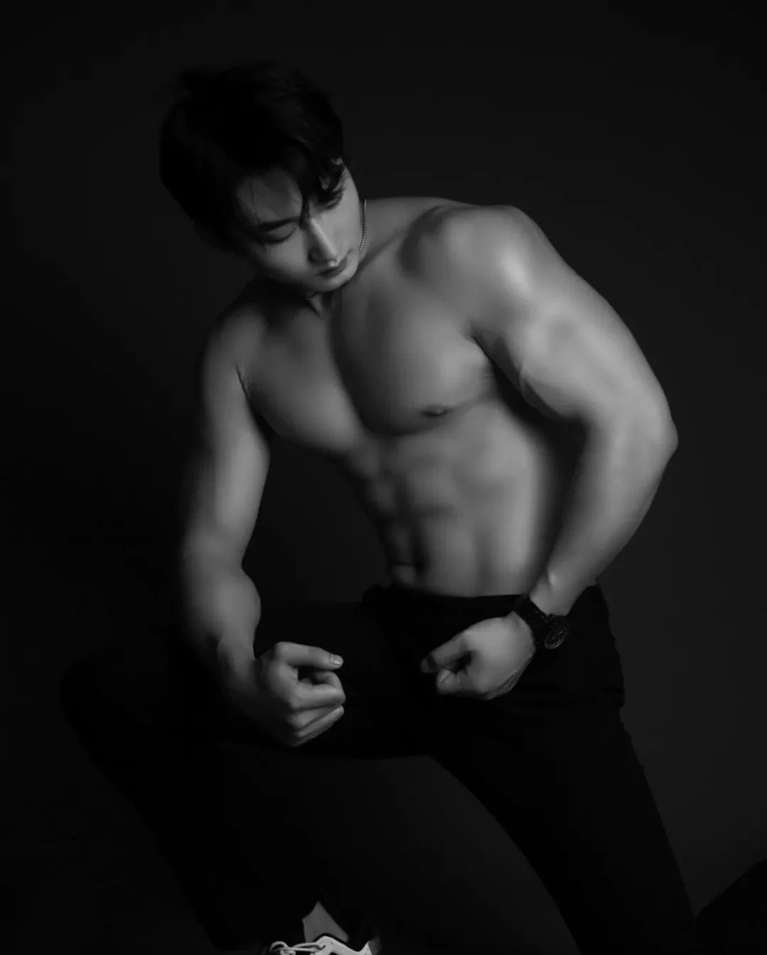 187cm 粗大性感肌肉男菩萨！
