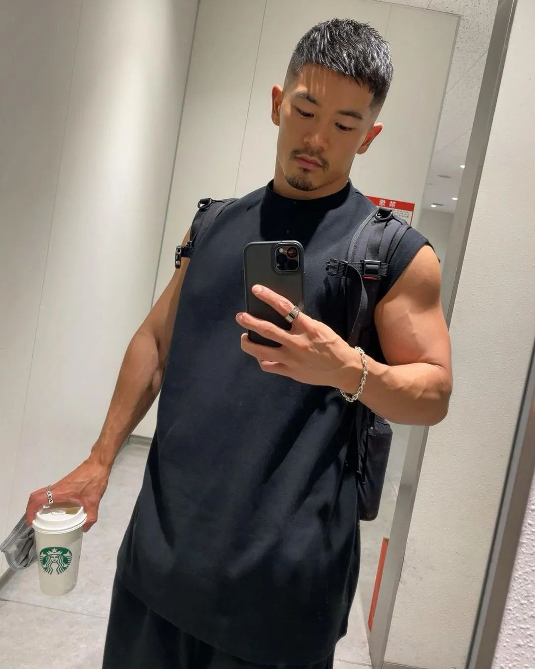 男人之间都恋爱了?!尊嘟假嘟? 男人之间都恋爱了?!尊嘟假嘟?