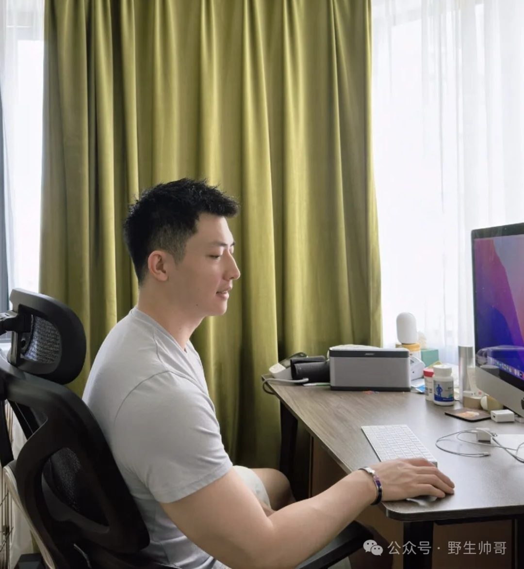 穿灰裤子的运动长的太太顶了，被他大实力吸引！