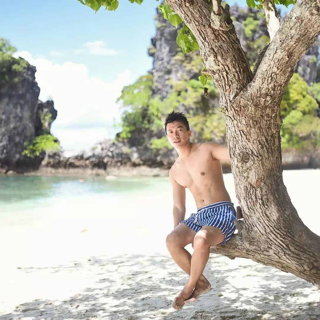 寸头帅称自己实力强！肌肉身材长得太帅了！