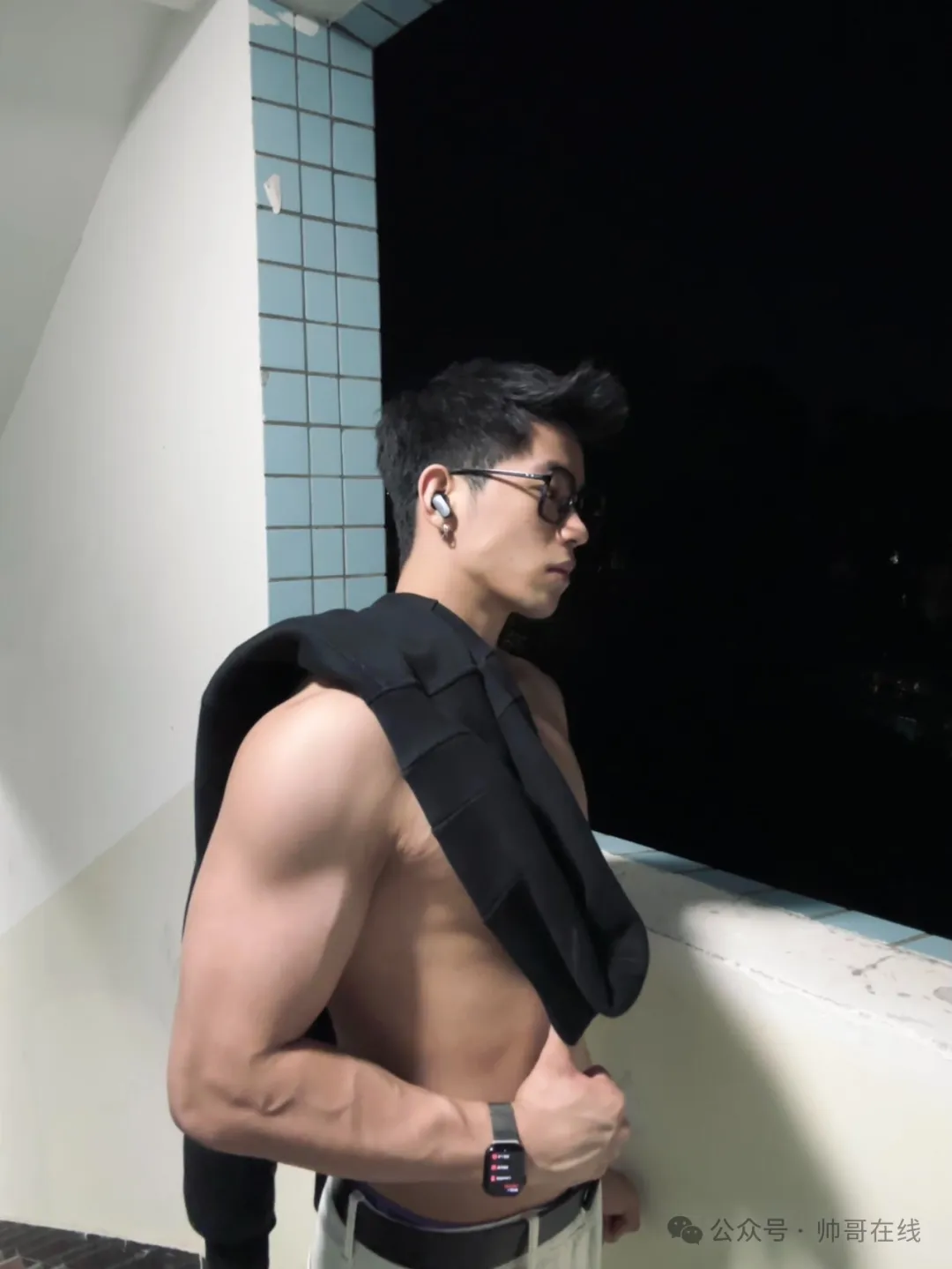 纯肌肉内搭才是最高级的穿衣风格！